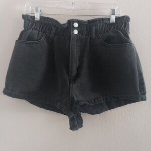 Forever 21 Black Jean Shorts. Size 31